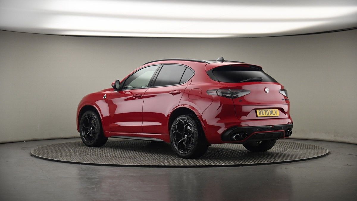 More views of Alfa Romeo Stelvio