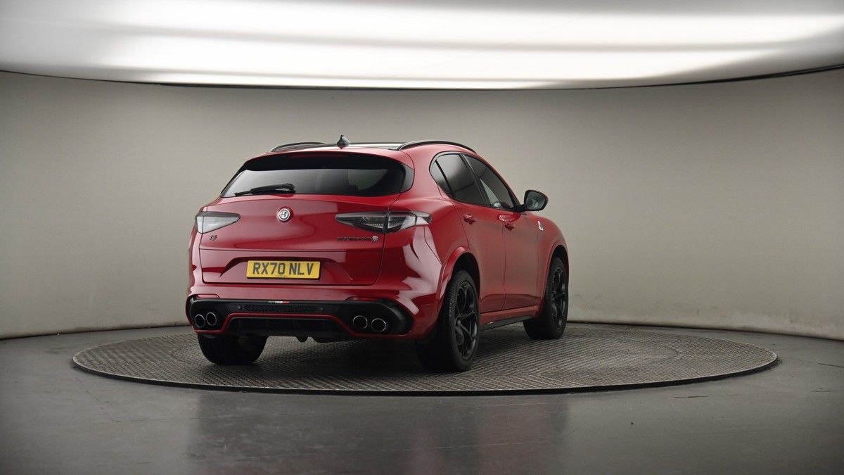 More views of Alfa Romeo Stelvio