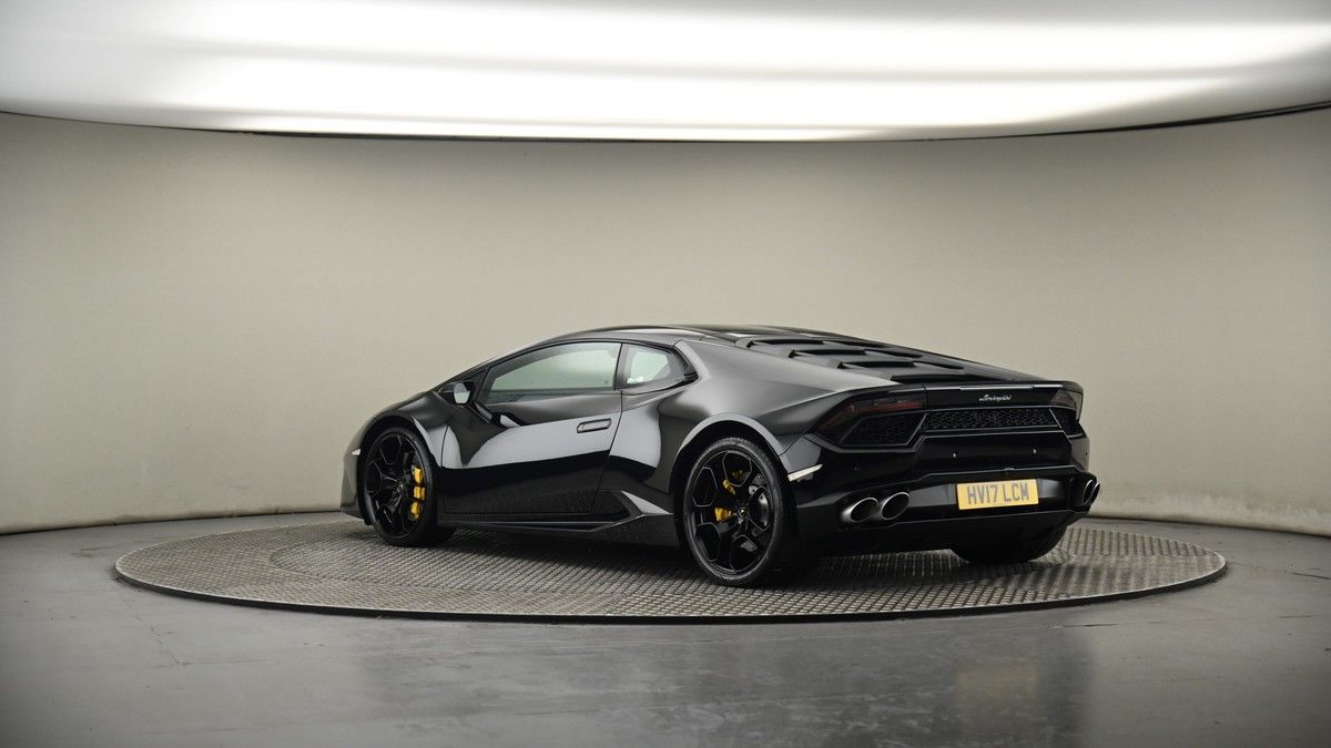 More views of Lamborghini Huracan