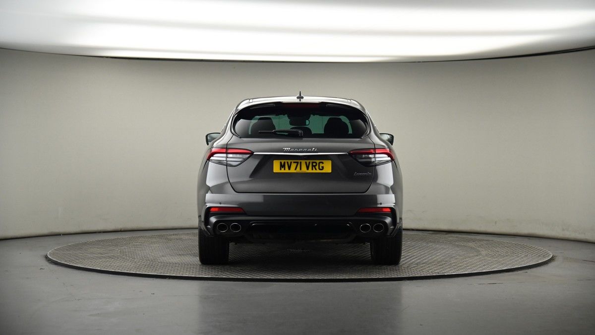 Maserati Levante Image 17