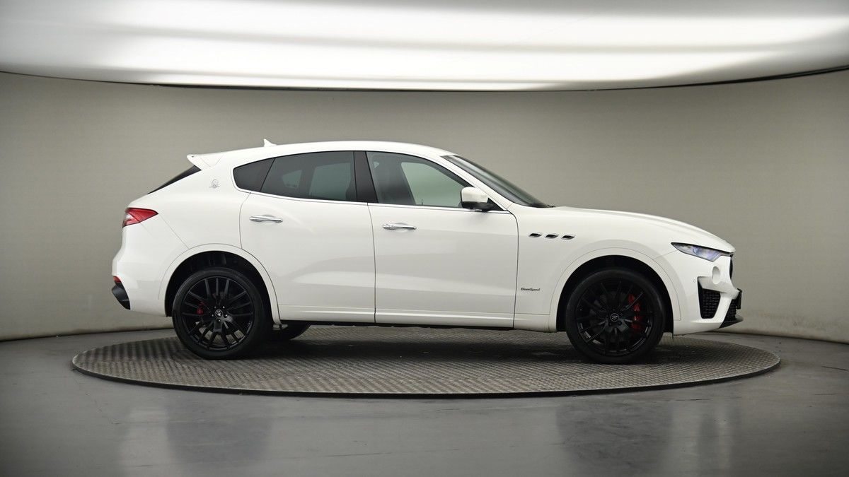 More views of Maserati Levante