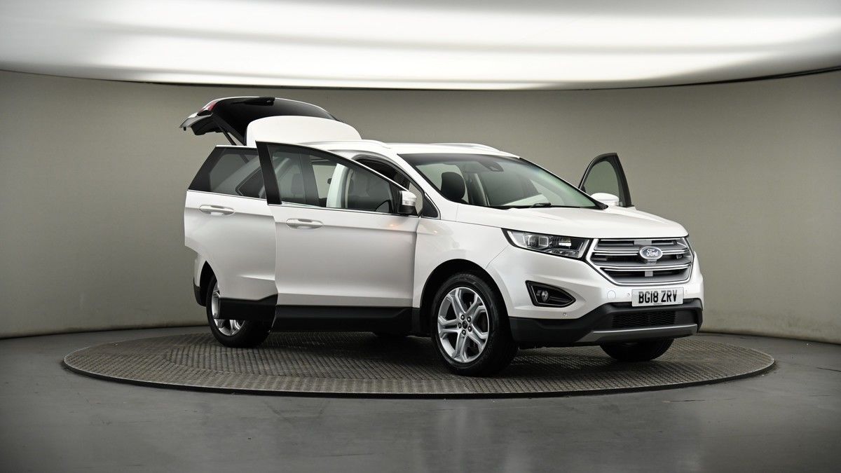 More views of Ford Edge