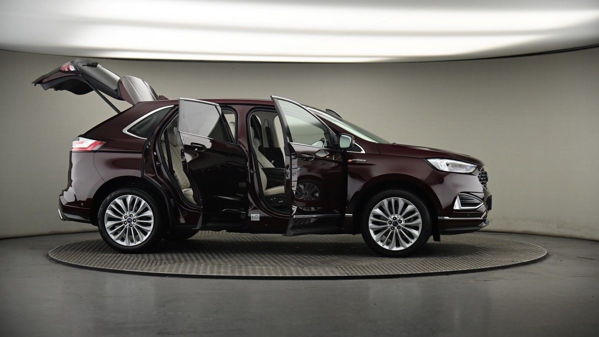 More views of Ford Edge