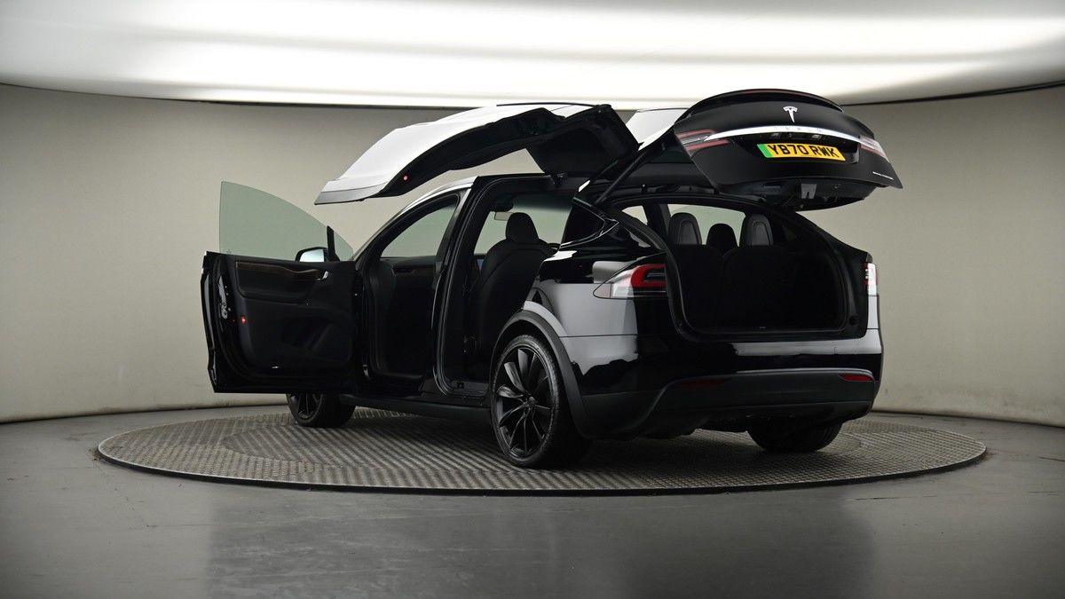 Tesla Model X Image 8