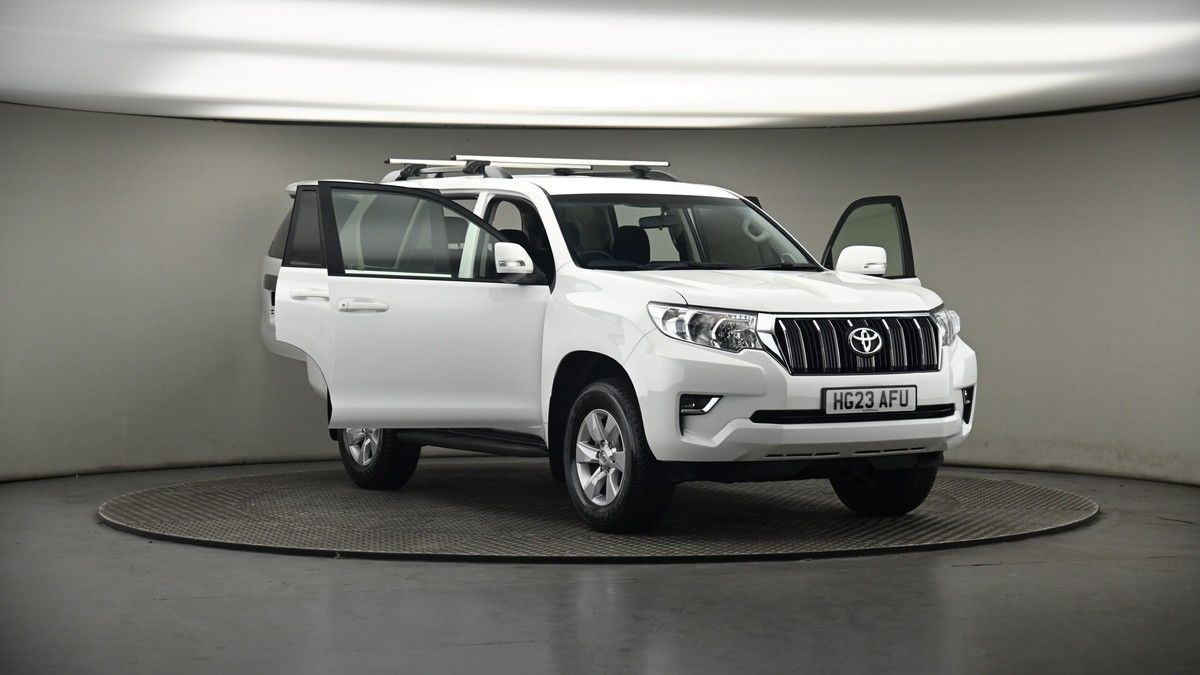 More views of Toyota Land Cruiser