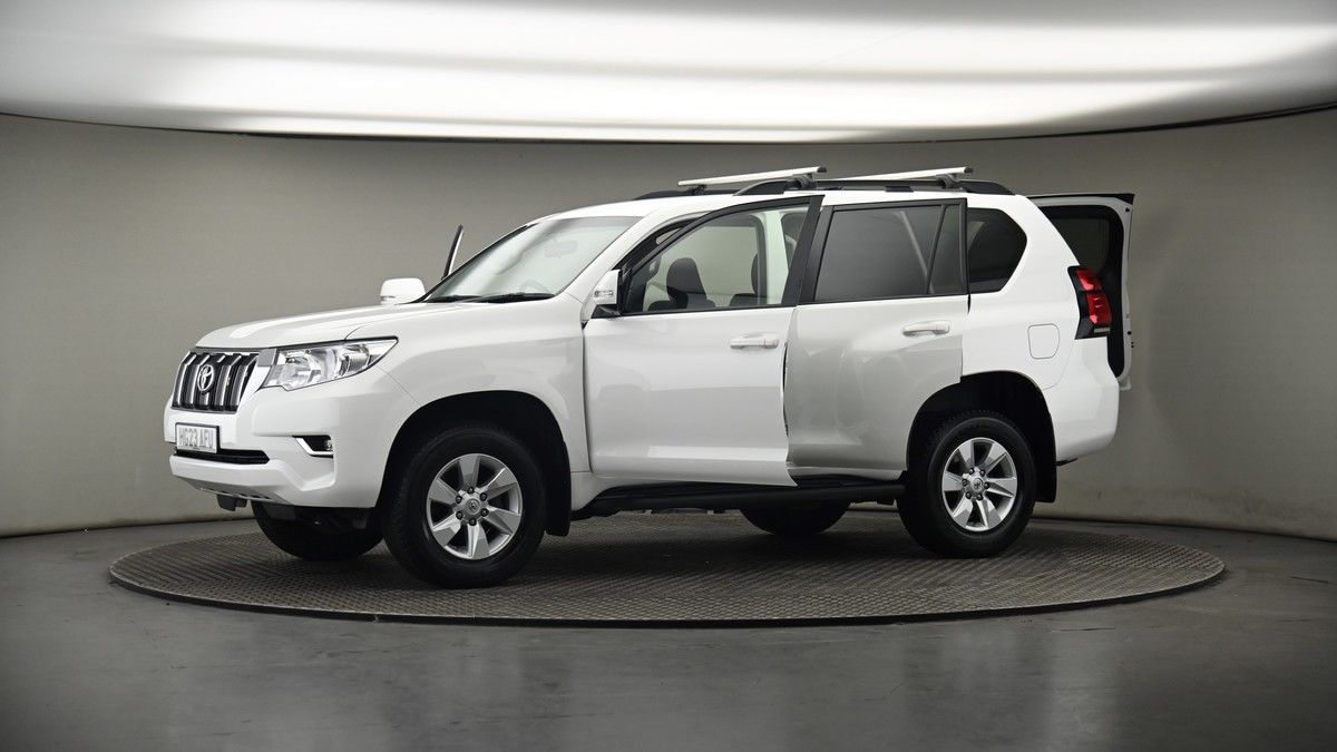 More views of Toyota Land Cruiser