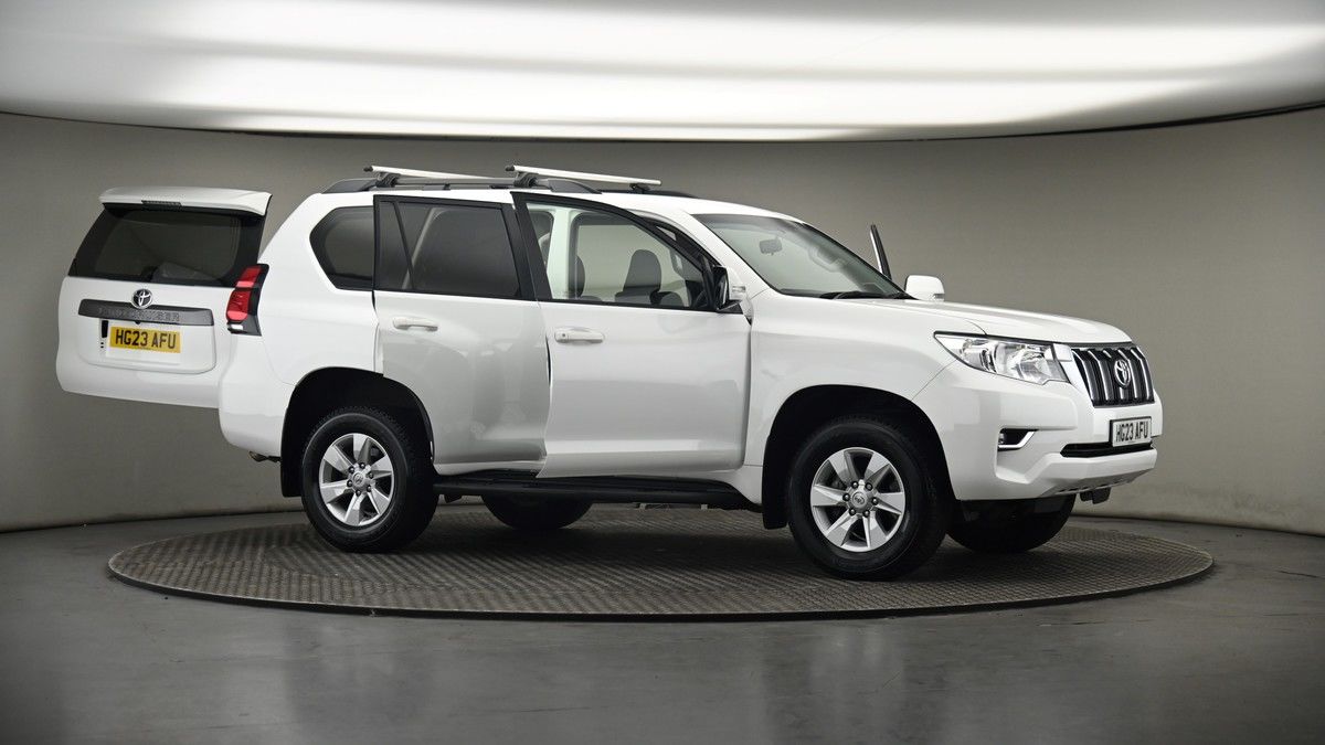 More views of Toyota Land Cruiser