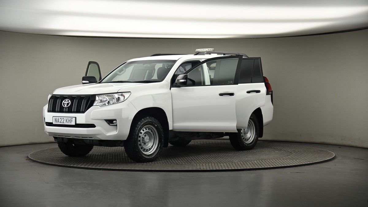 More views of Toyota Land Cruiser