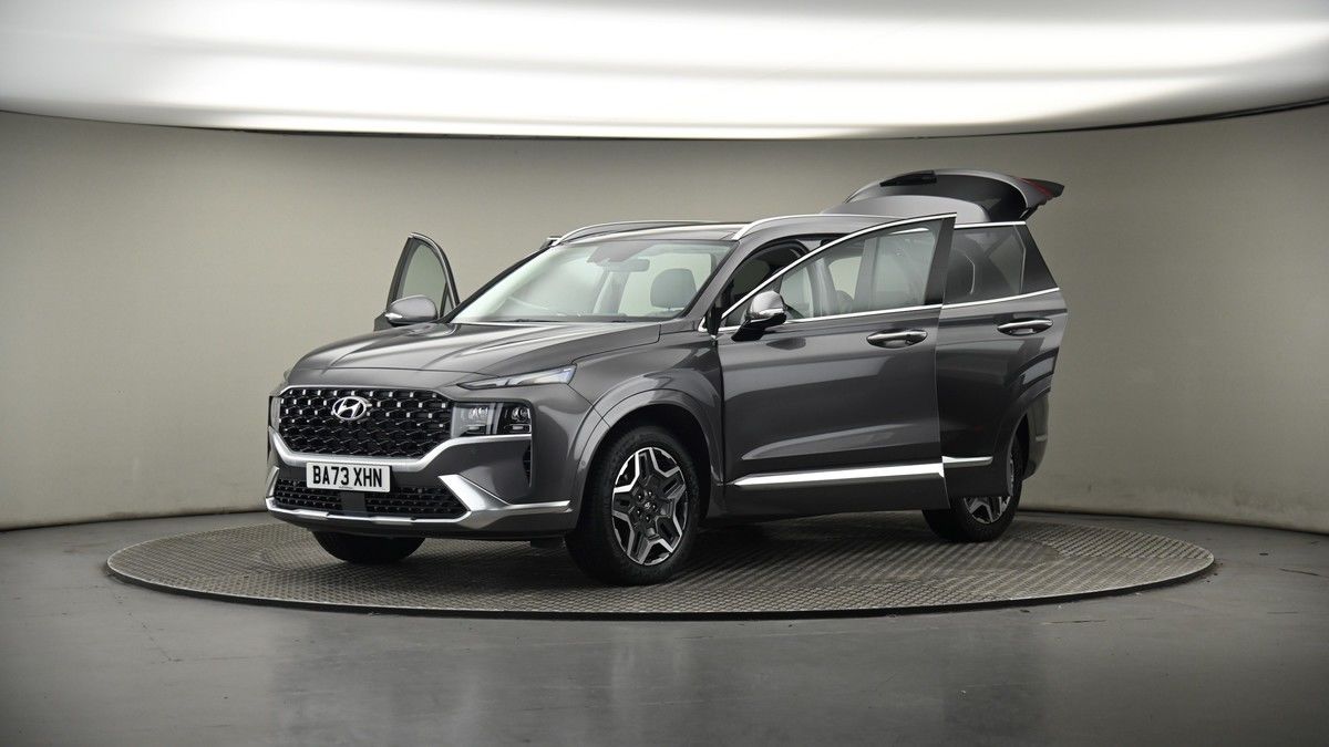 More views of Hyundai Santa Fe