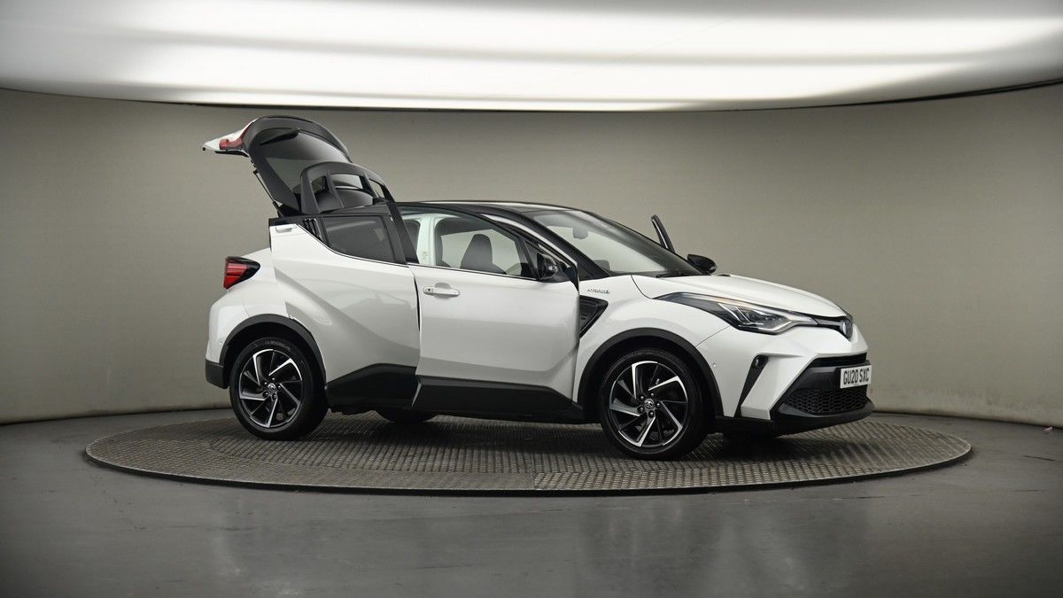 More views of Toyota C-HR