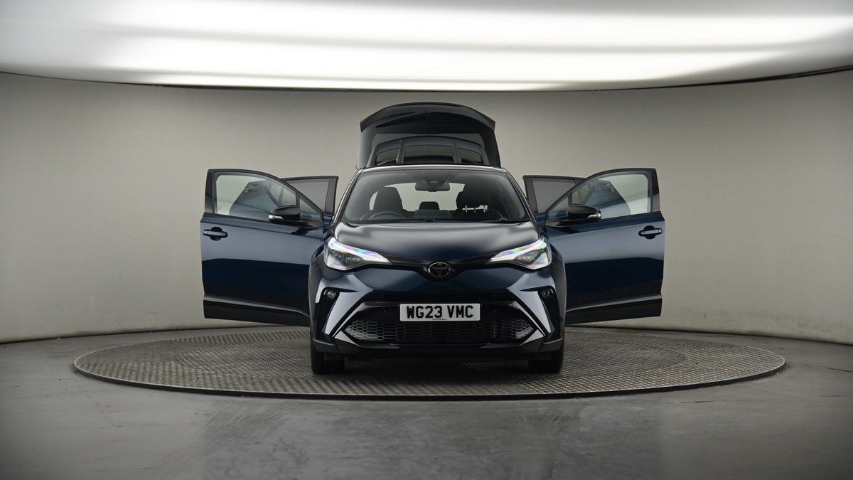 More views of Toyota C-HR