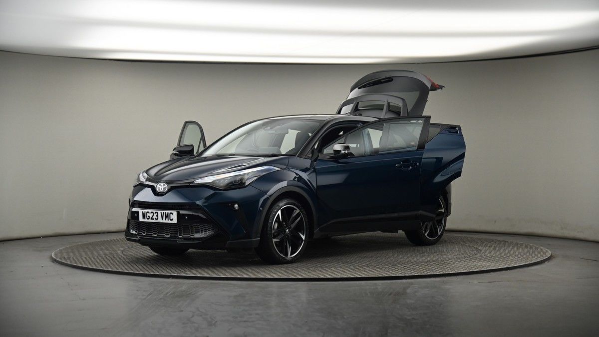 More views of Toyota C-HR