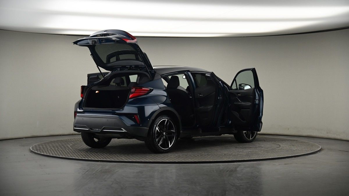 More views of Toyota C-HR