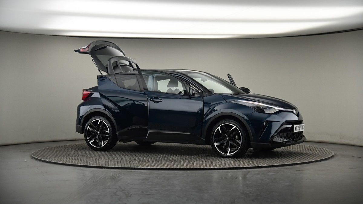 More views of Toyota C-HR