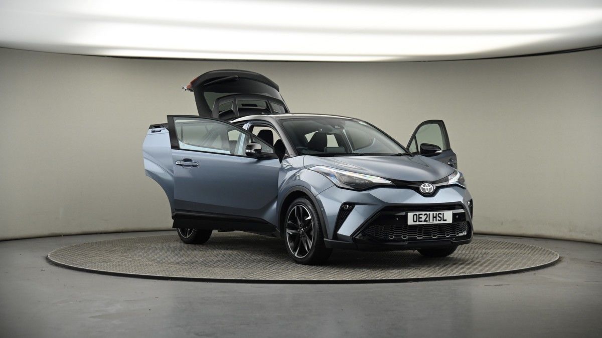 More views of Toyota C-HR