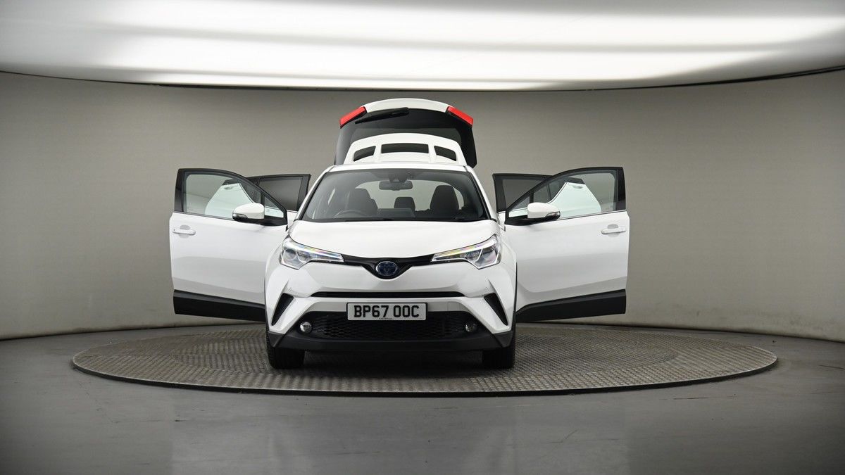 More views of Toyota C-HR