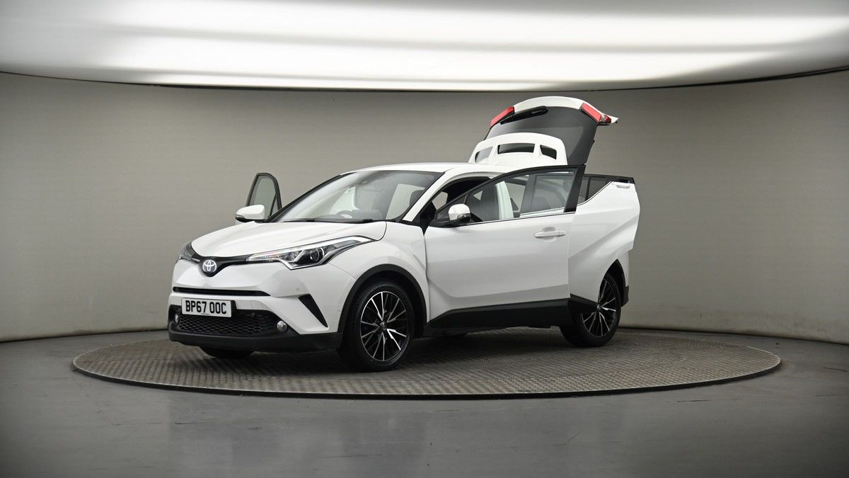 More views of Toyota C-HR