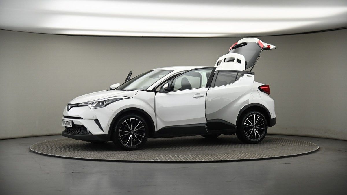 More views of Toyota C-HR