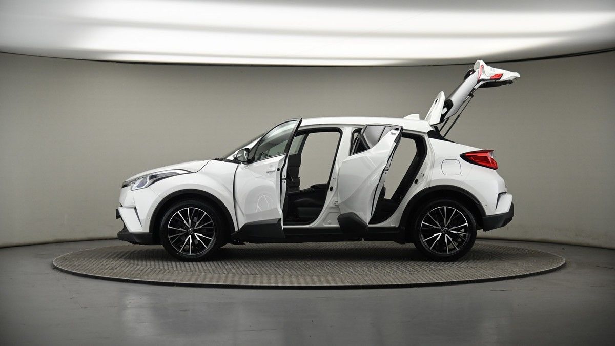 More views of Toyota C-HR