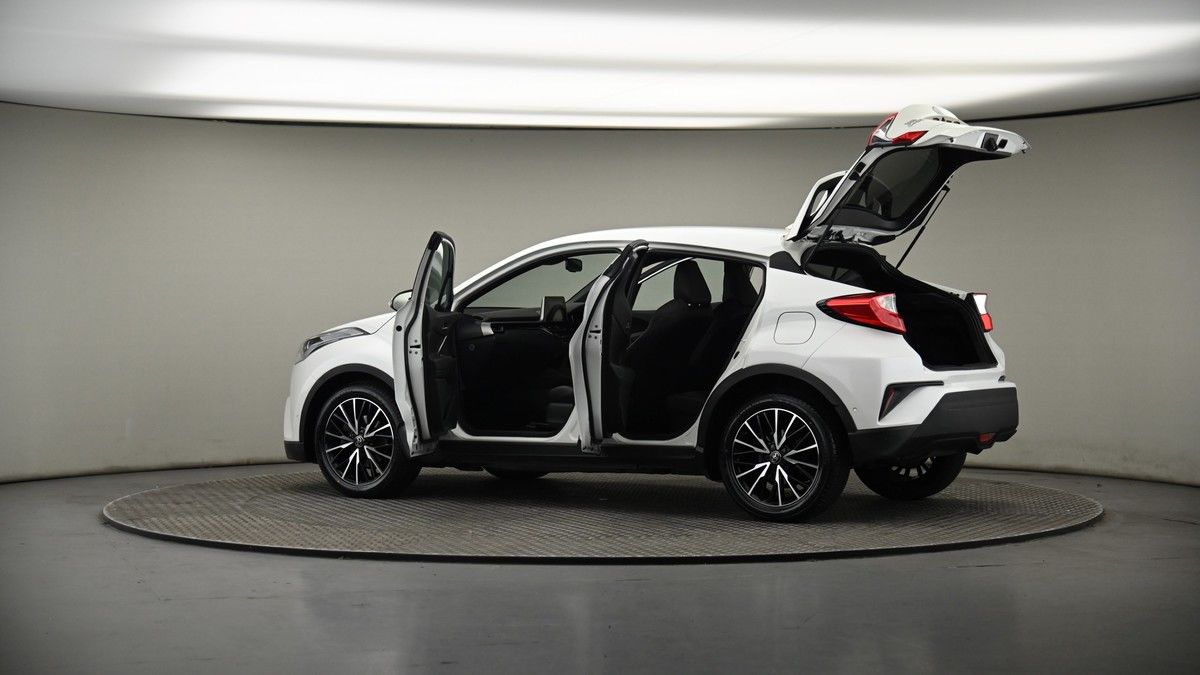 More views of Toyota C-HR