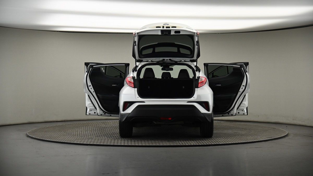 More views of Toyota C-HR