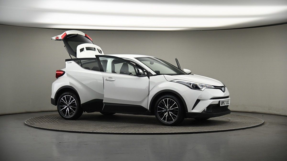 More views of Toyota C-HR