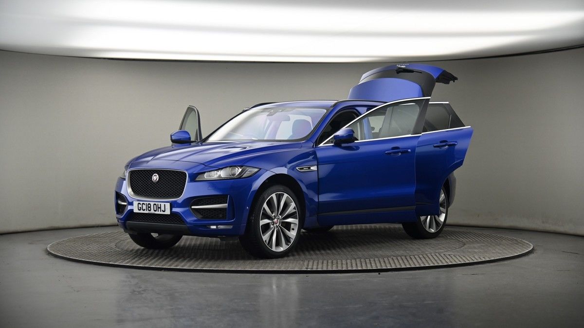 More views of Jaguar F-PACE