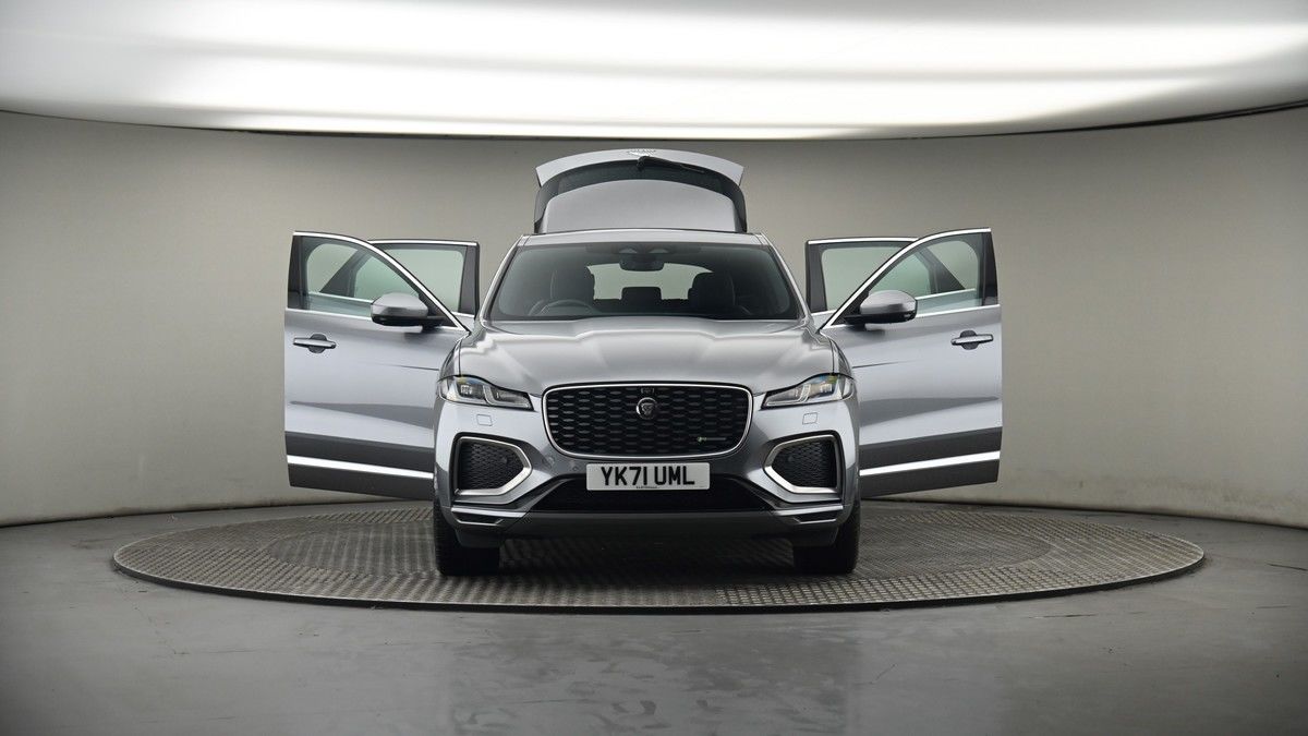 More views of Jaguar F-PACE