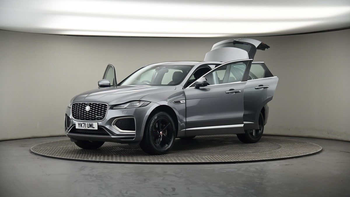 More views of Jaguar F-PACE