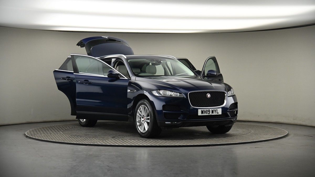 More views of Jaguar F-PACE