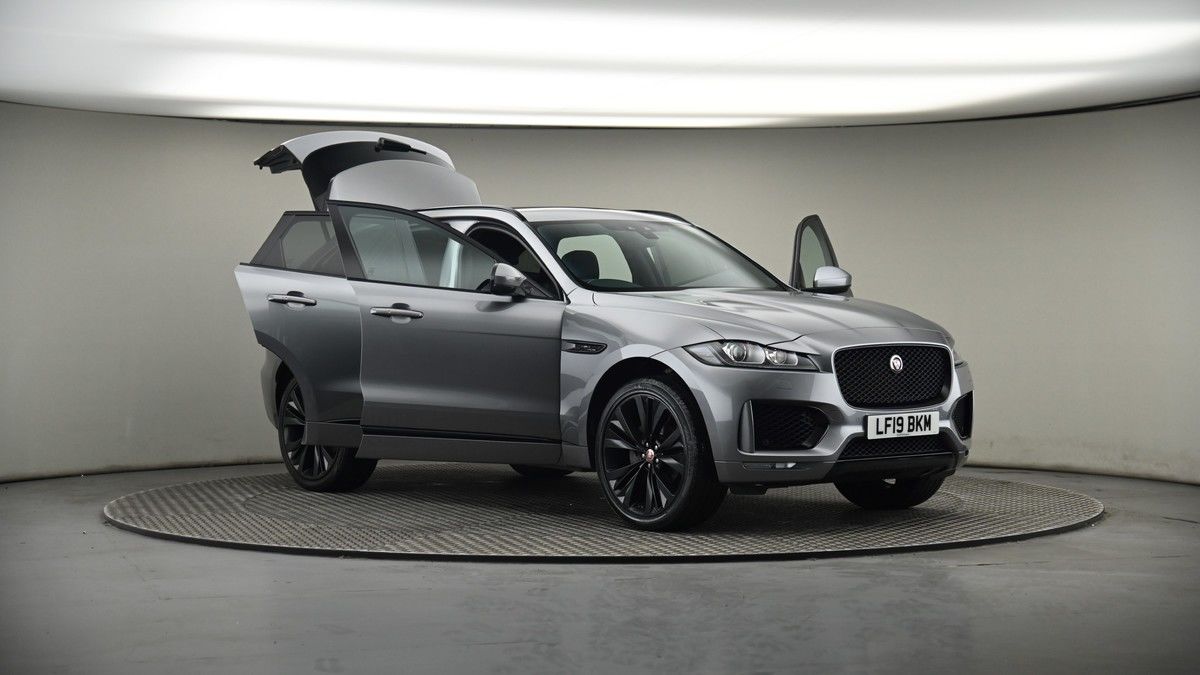 More views of Jaguar F-PACE