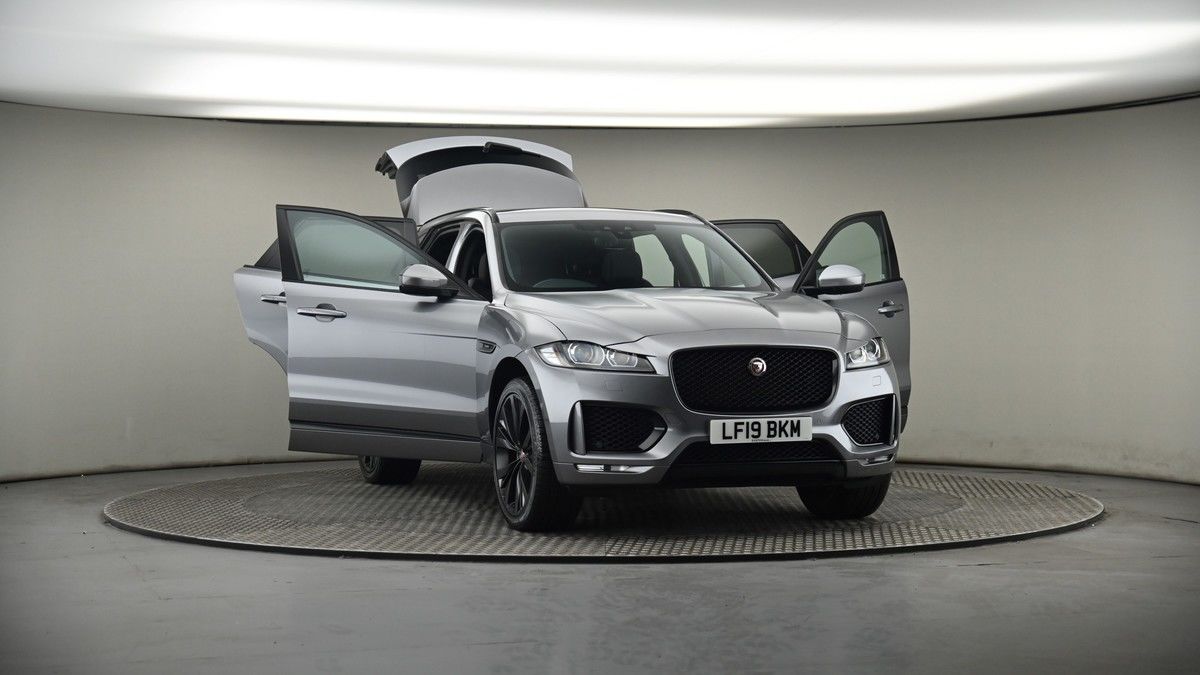 More views of Jaguar F-PACE