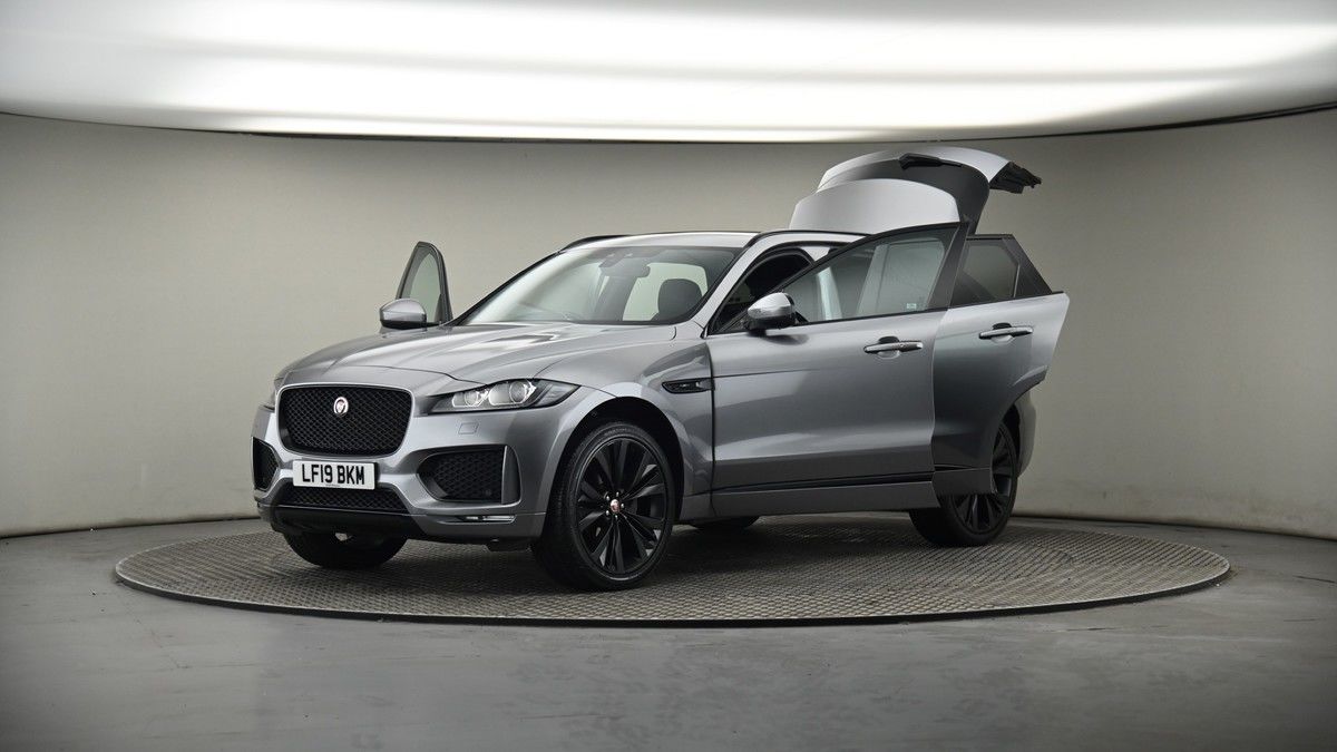 More views of Jaguar F-PACE