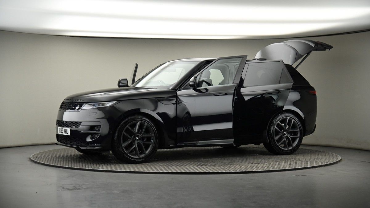 More views of Land Rover Range Rover Sport