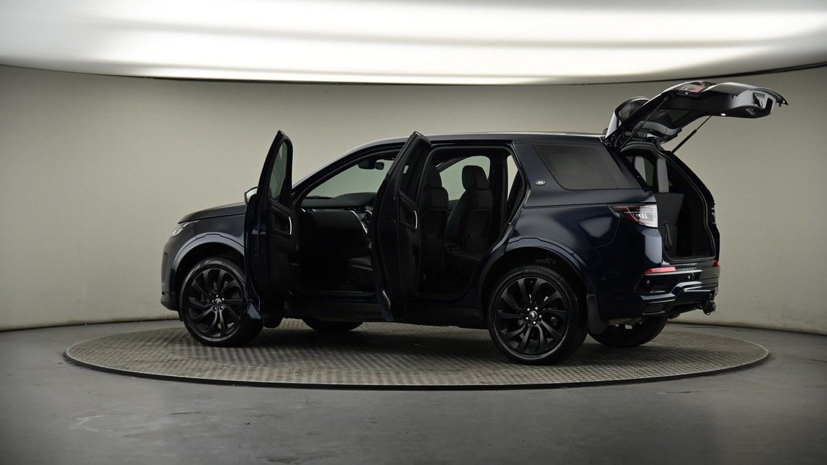 More views of Land Rover Discovery Sport