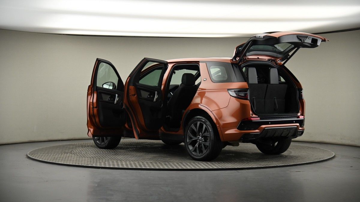 More views of Land Rover Discovery Sport