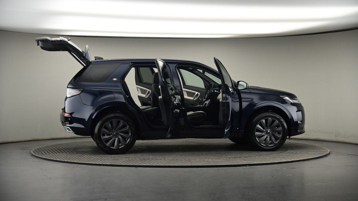 More views of Land Rover Discovery Sport