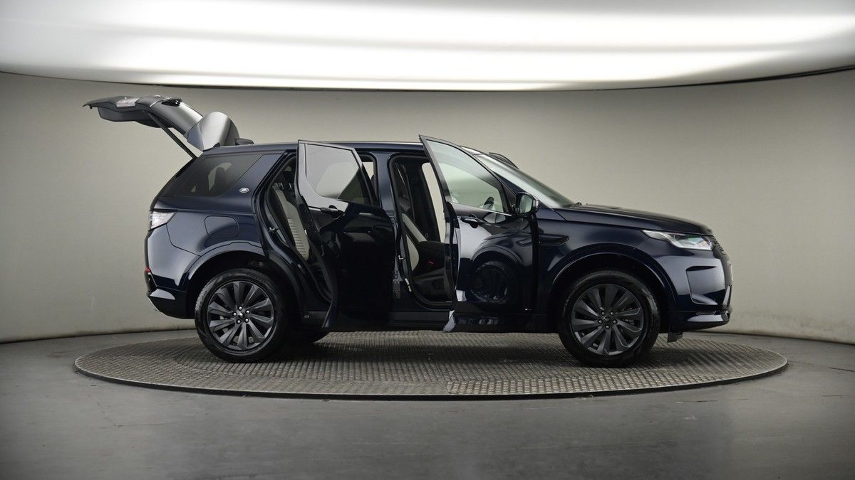 More views of Land Rover Discovery Sport