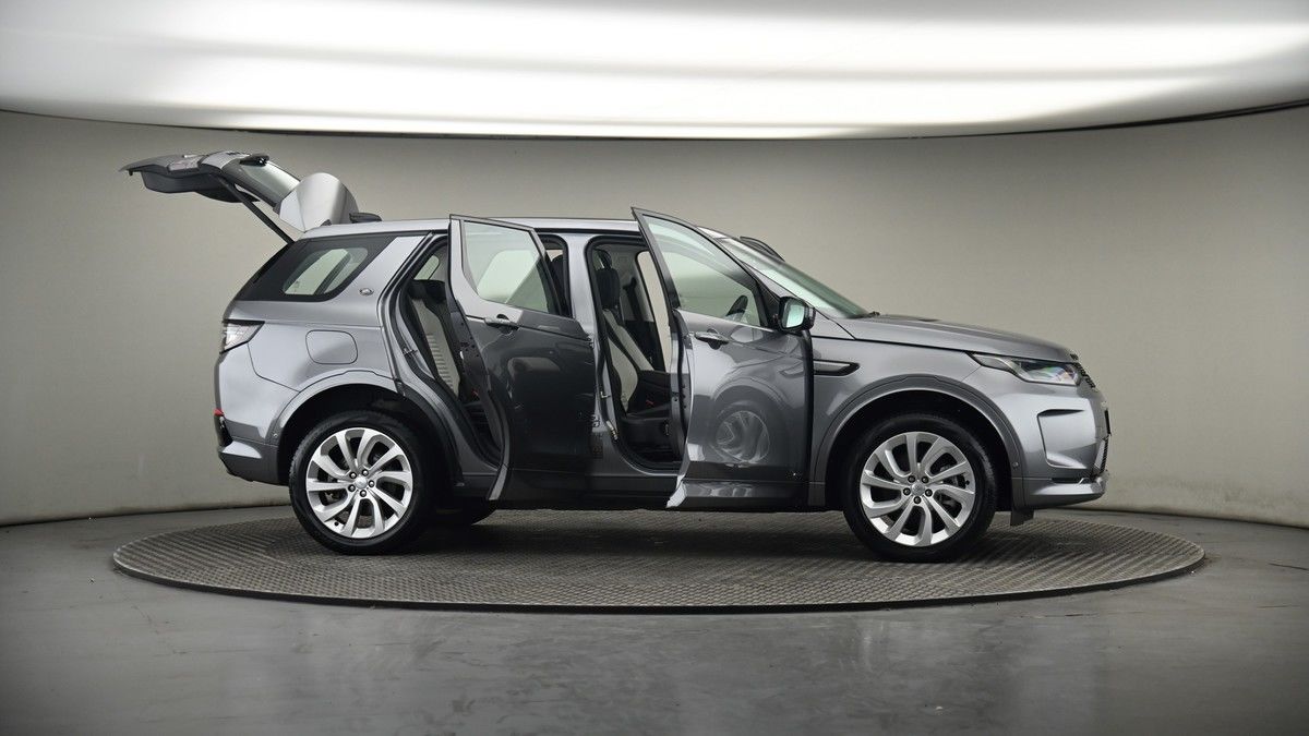 More views of Land Rover Discovery Sport