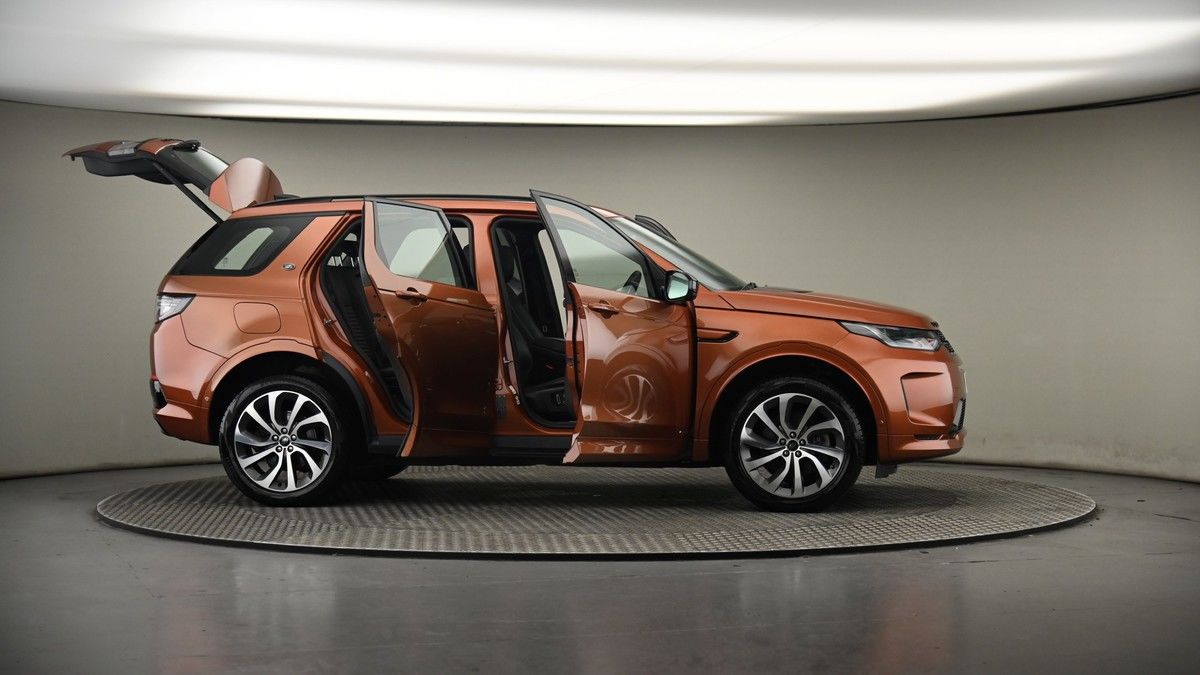 More views of Land Rover Discovery Sport