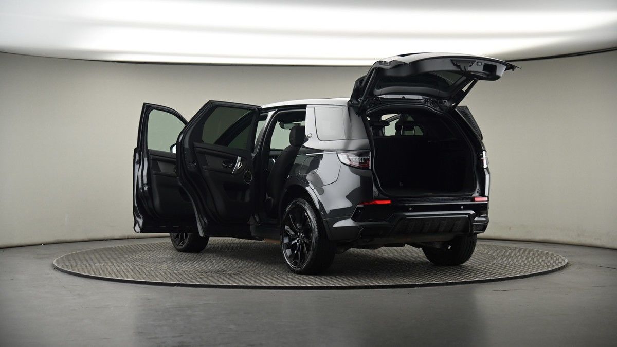 Land Rover Discovery Sport Image 8