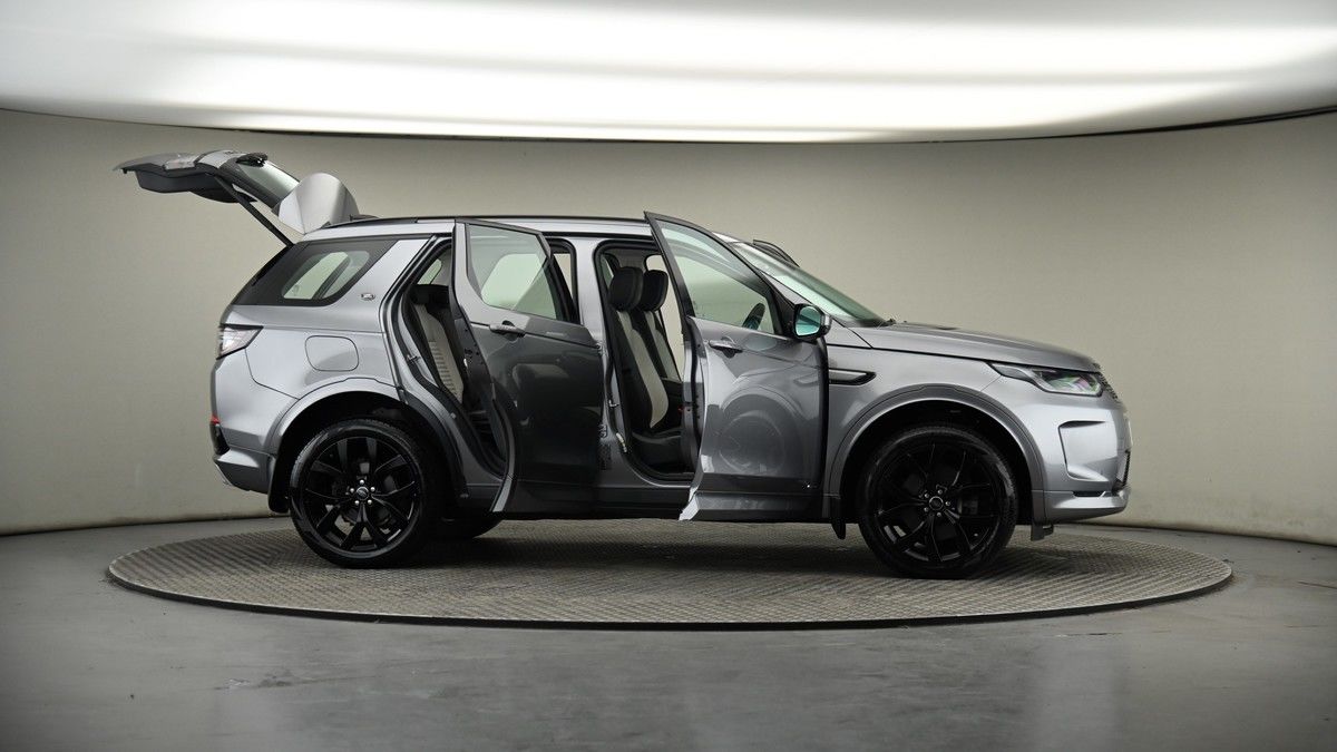 More views of Land Rover Discovery Sport