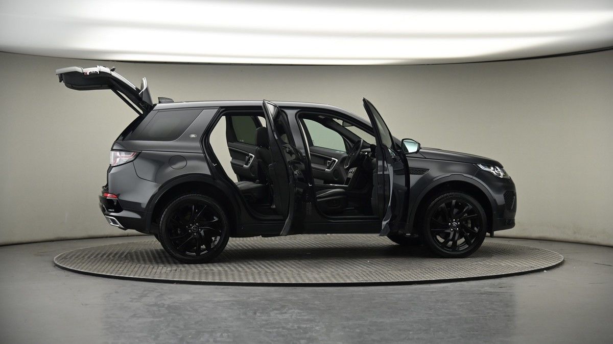 More views of Land Rover Discovery Sport