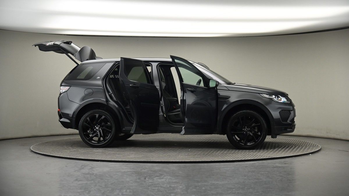 More views of Land Rover Discovery Sport