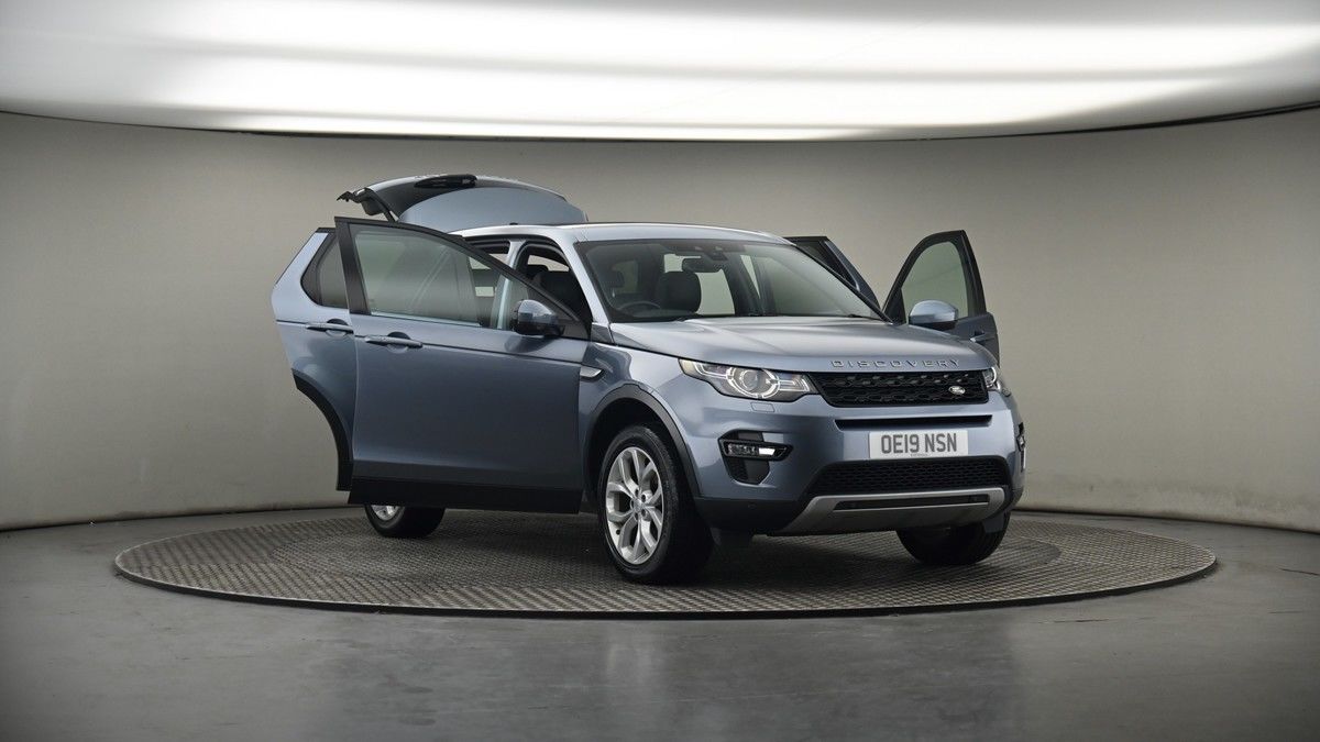 More views of Land Rover Discovery Sport