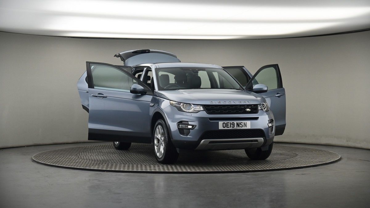 More views of Land Rover Discovery Sport