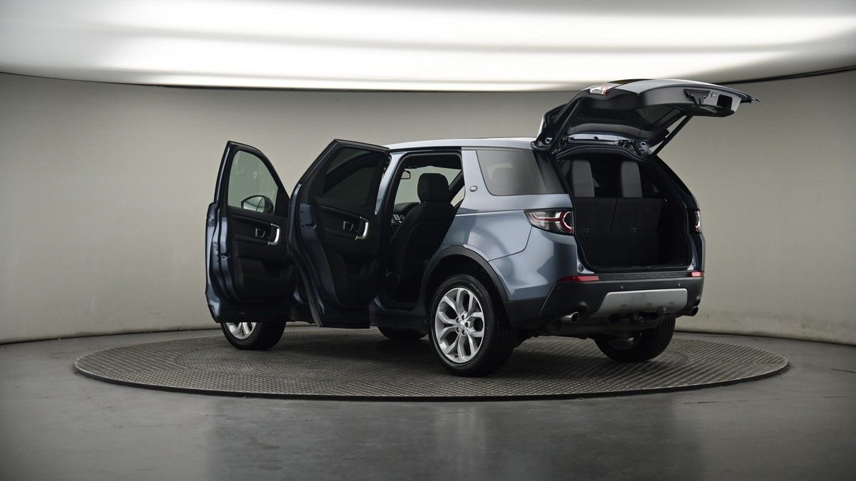 More views of Land Rover Discovery Sport