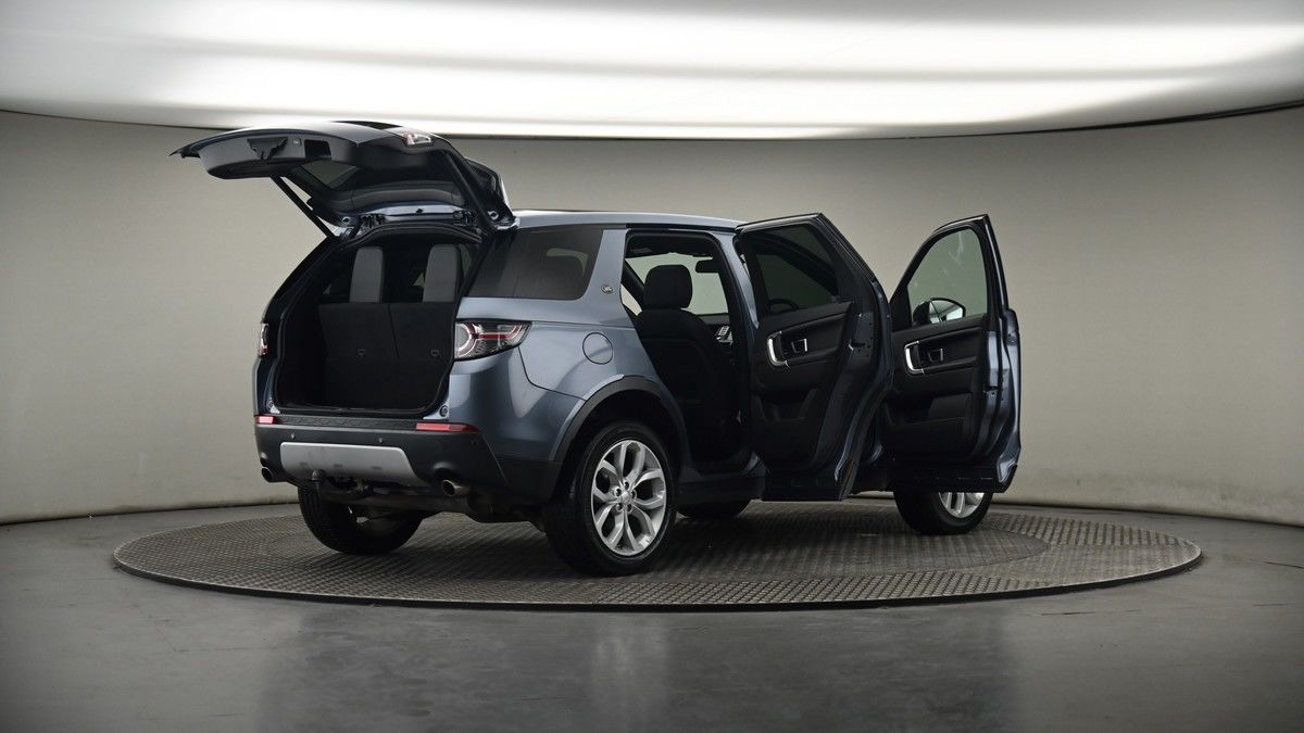 More views of Land Rover Discovery Sport