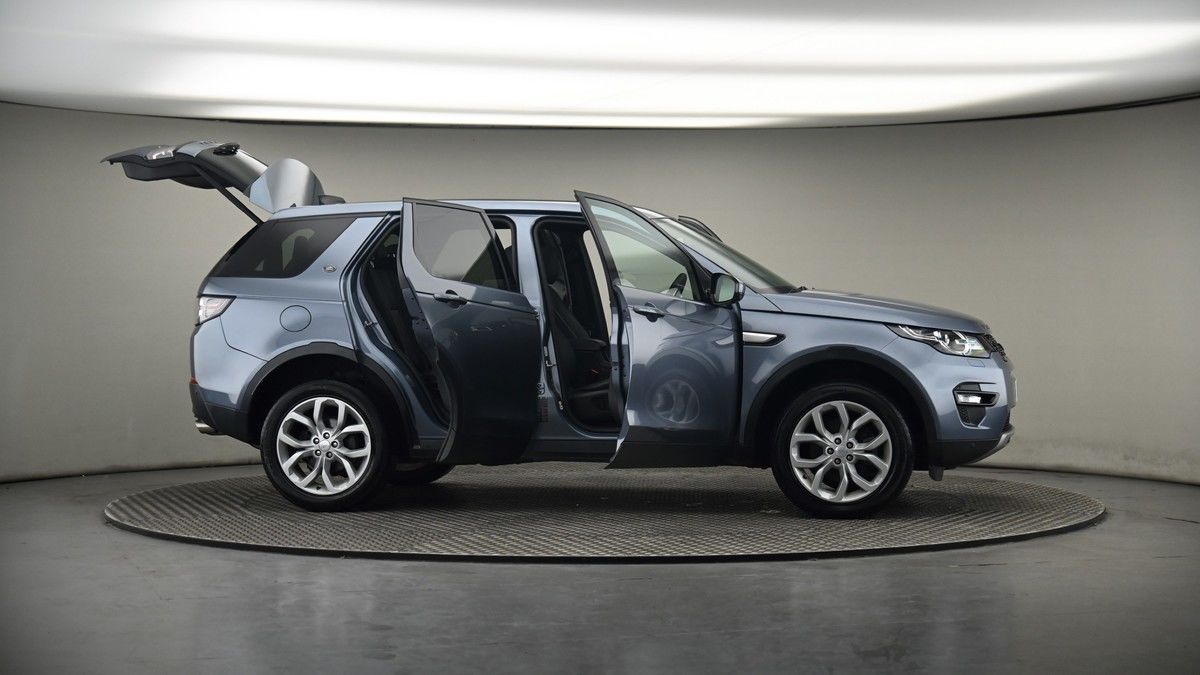 More views of Land Rover Discovery Sport