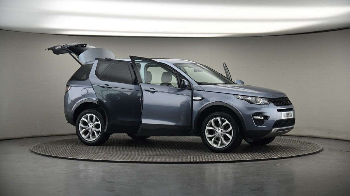 More views of Land Rover Discovery Sport